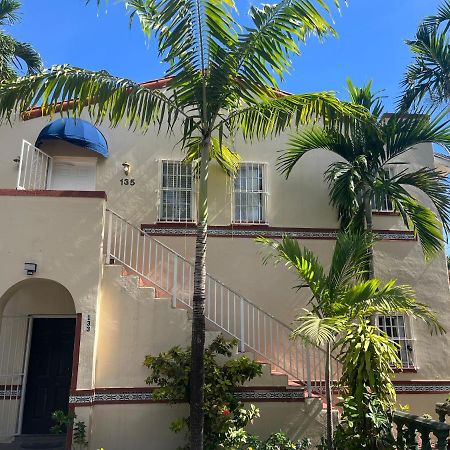 Little Havana Vandrarhem Miami Exteriör bild